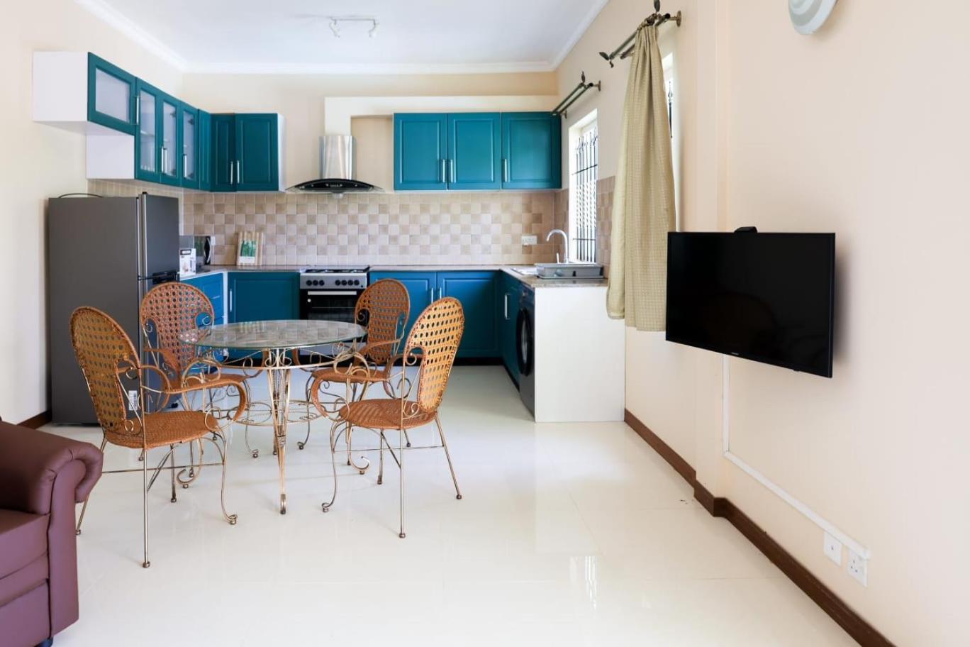 Ibis Apartments - Ground Floor - Summersun Residence - Grand Baie, Pereybere Exteriör bild
